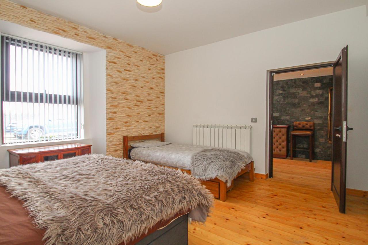 Deluxe Apartment Ланарк Экстерьер фото