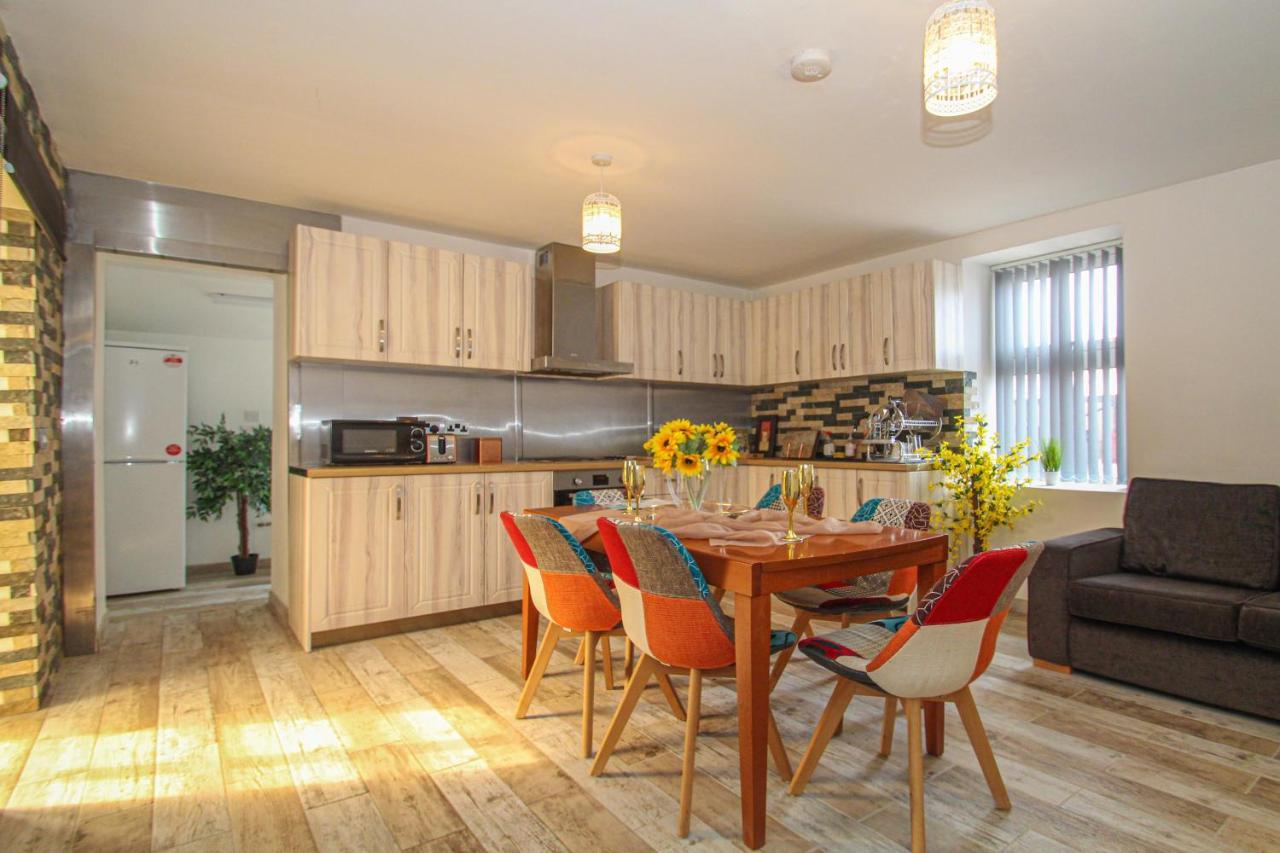 Deluxe Apartment Ланарк Экстерьер фото