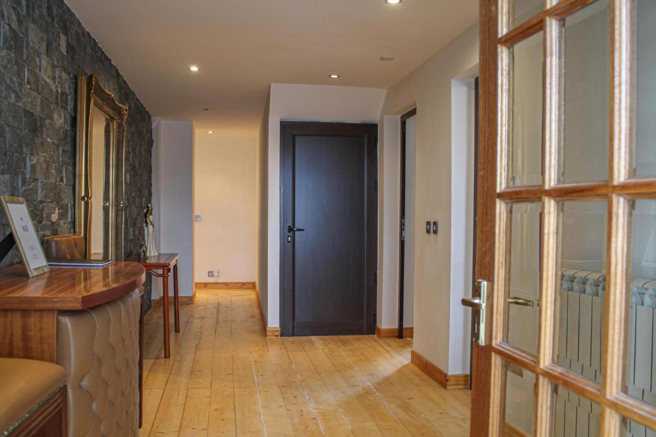 Deluxe Apartment Ланарк Экстерьер фото